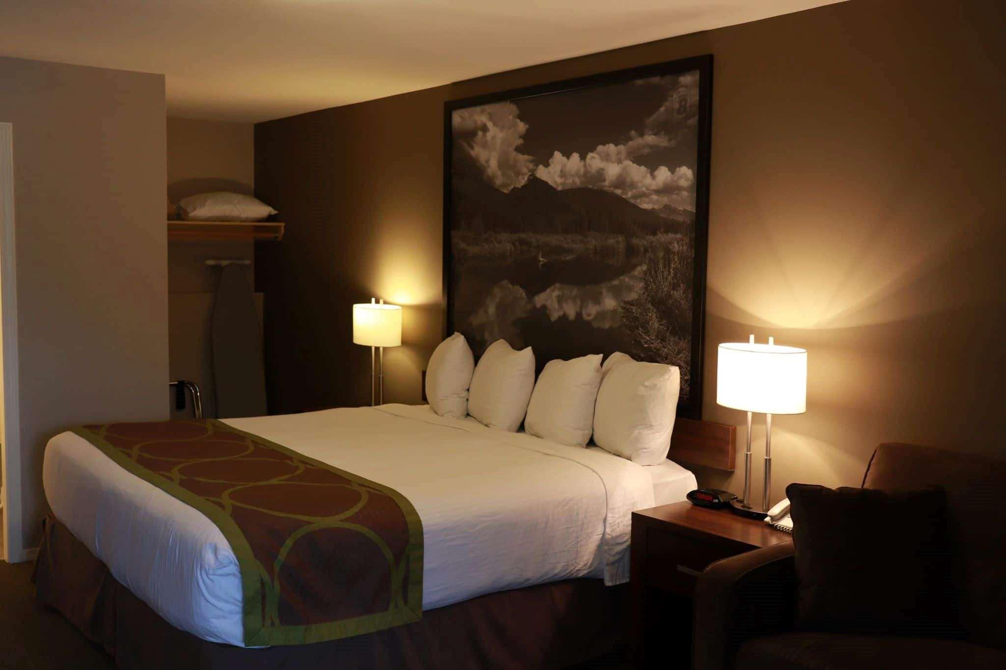 Super 8 By Wyndham Courtenay Bagian luar foto