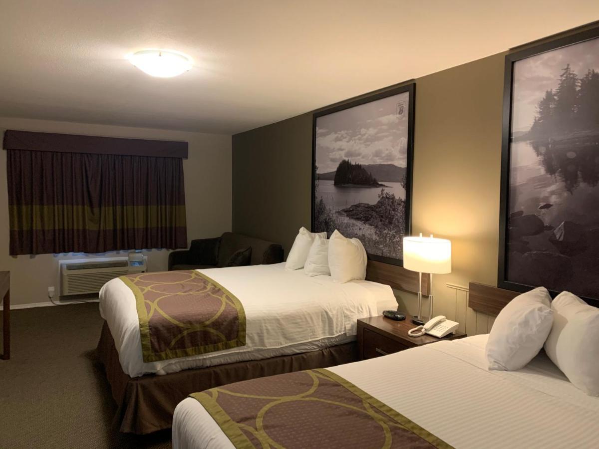 Super 8 By Wyndham Courtenay Bagian luar foto